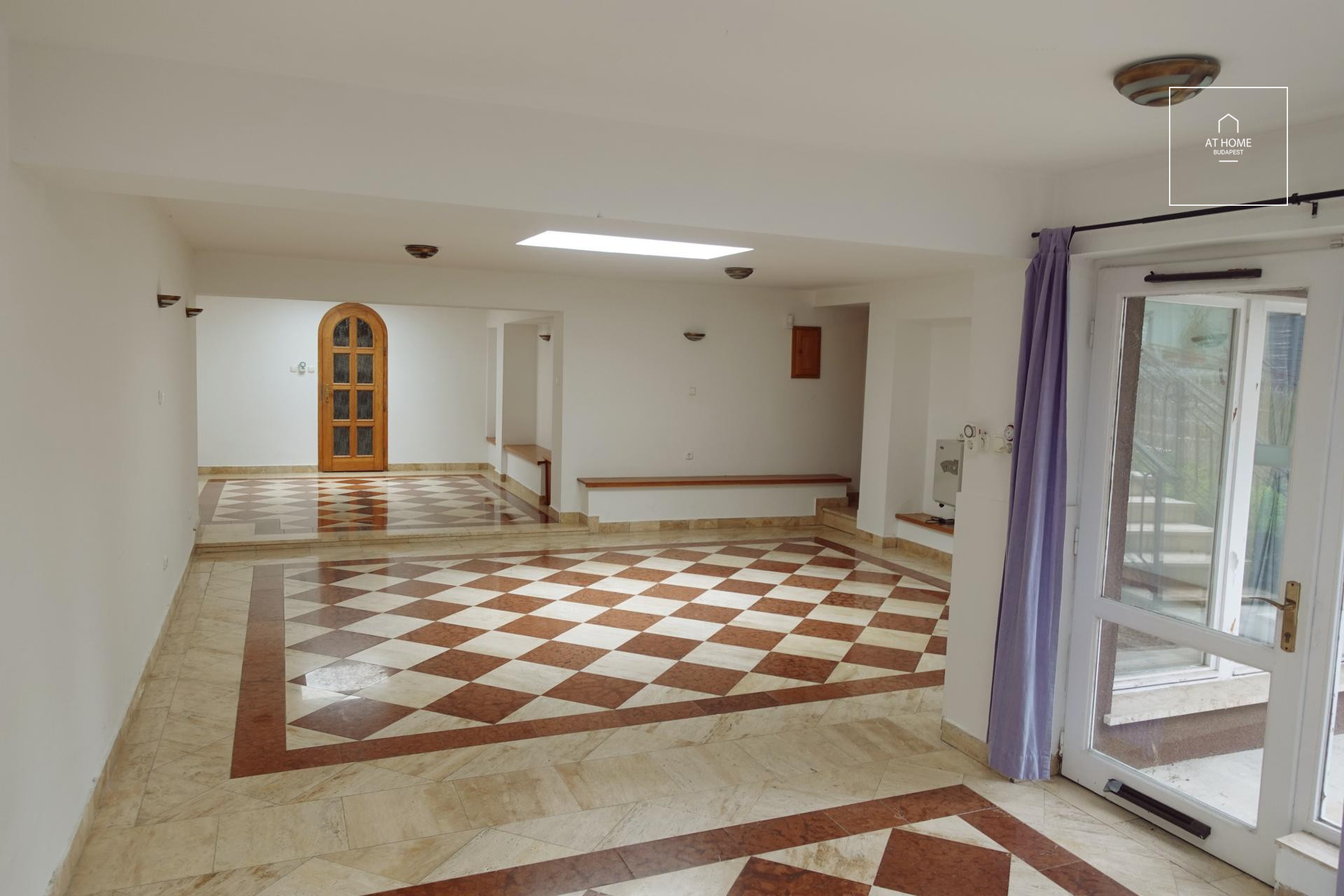 Exclusive detached house for rent Budapest II. district, Pálvölgy