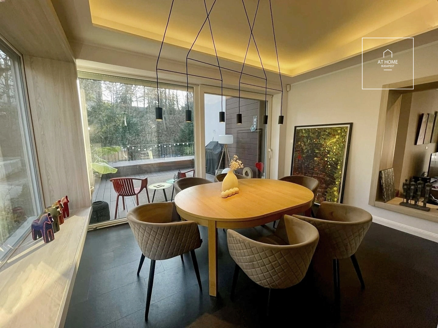 Luxurious 120 sqm Apartment with Terrace for Rent in District II