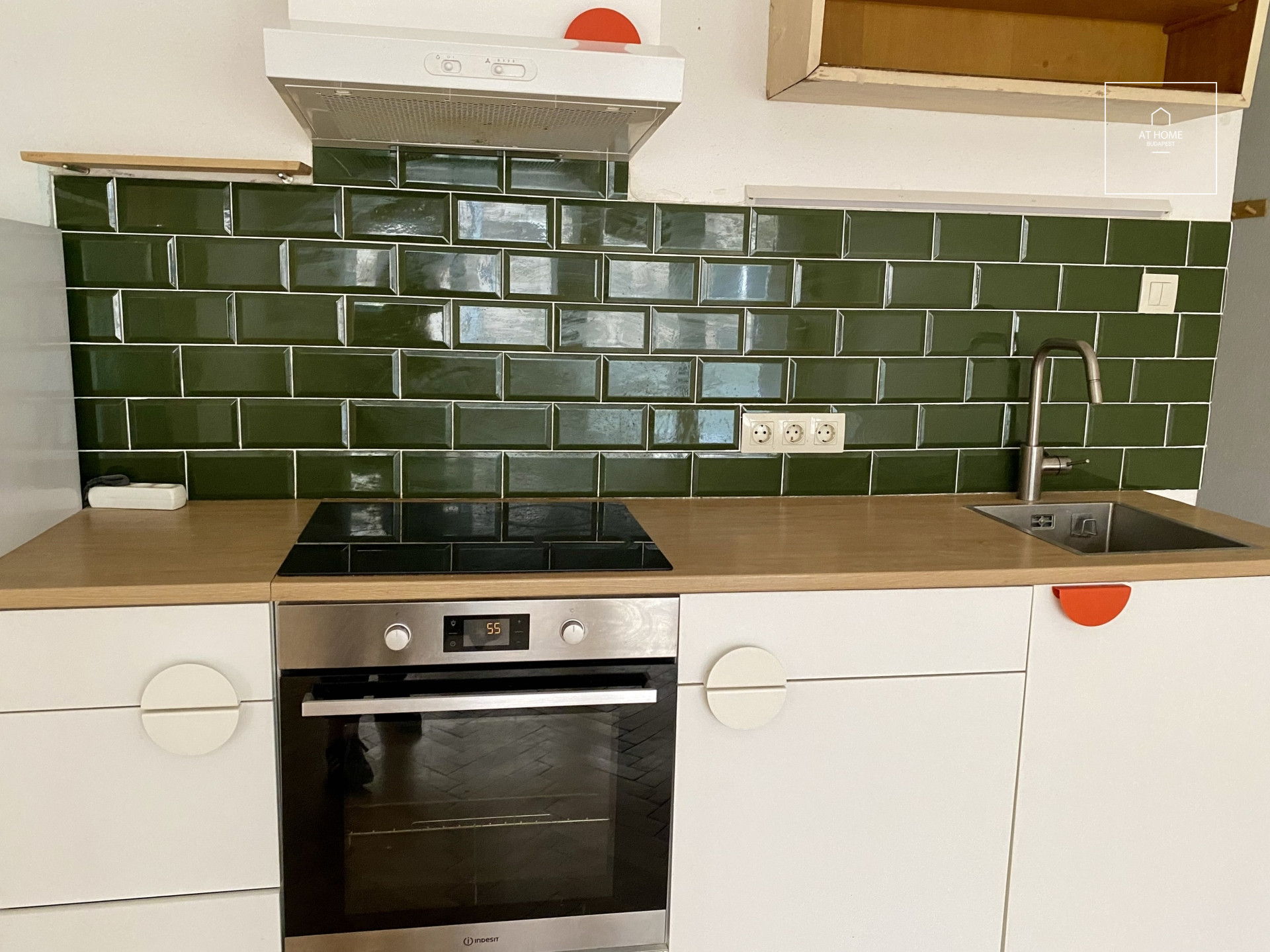 60 sqm one-bedroom apartment with a terrace in the City Center