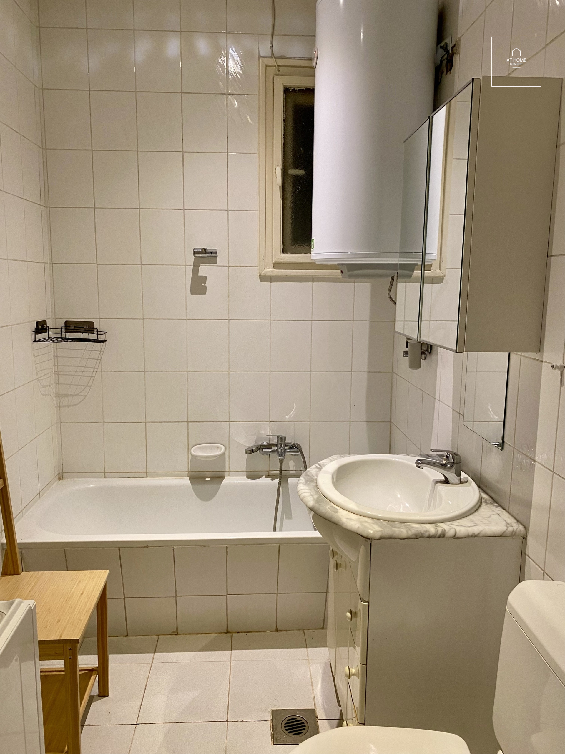 60 sqm one-bedroom apartment with a terrace in the City Center