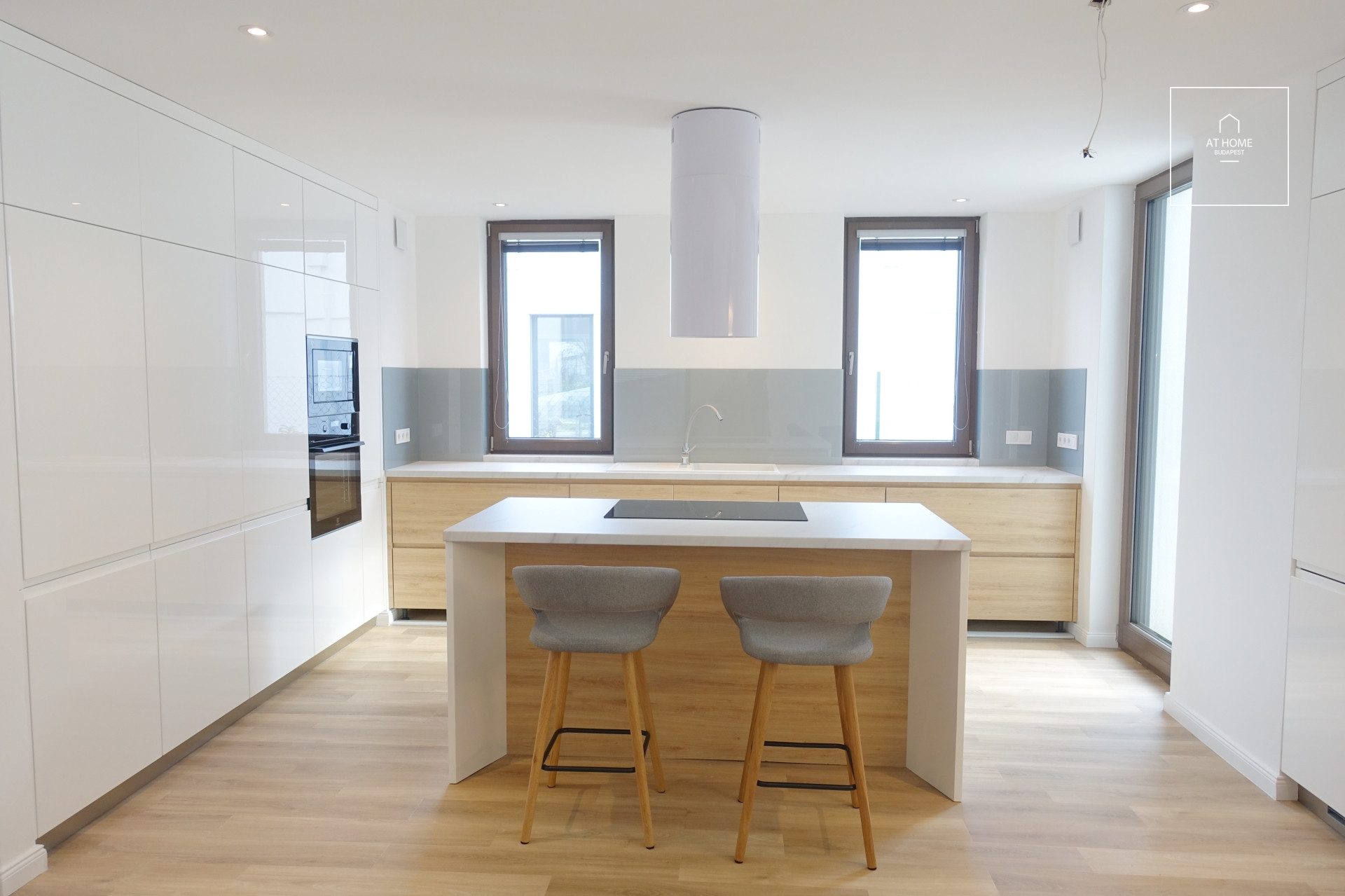 Newly built 4-bedroom detached house for rent in Budapest III. district