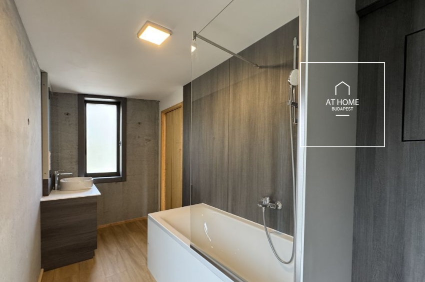 Newly built 180 sqm luxury family house in the green area of District II/A