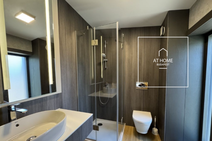 Newly built 180 sqm luxury family house in the green area of District II/A