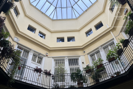 Eladó felújítandó lakás Víziváros szívében – kivételes lehetőség a Budai Vár közelében