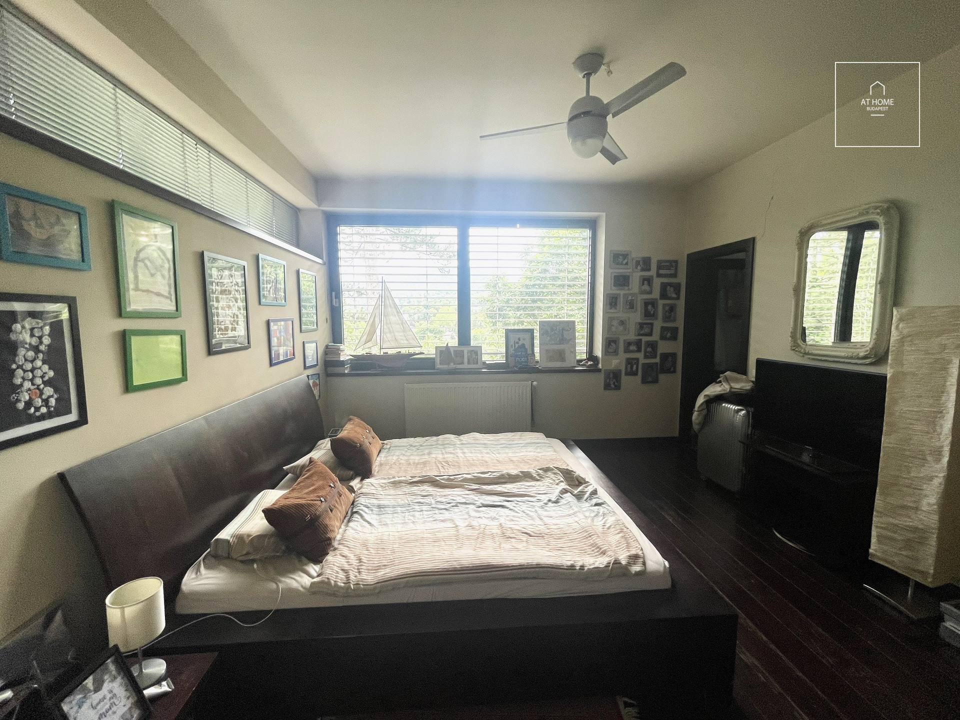 Panorámás 275 nm-es luxus családi ház kilátással a János-hegyre, a II. kerületben