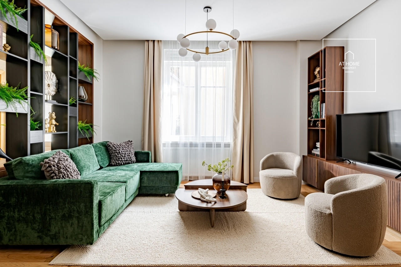 Exclusive apartment for rent in Budapest, 5th district, Downtown.