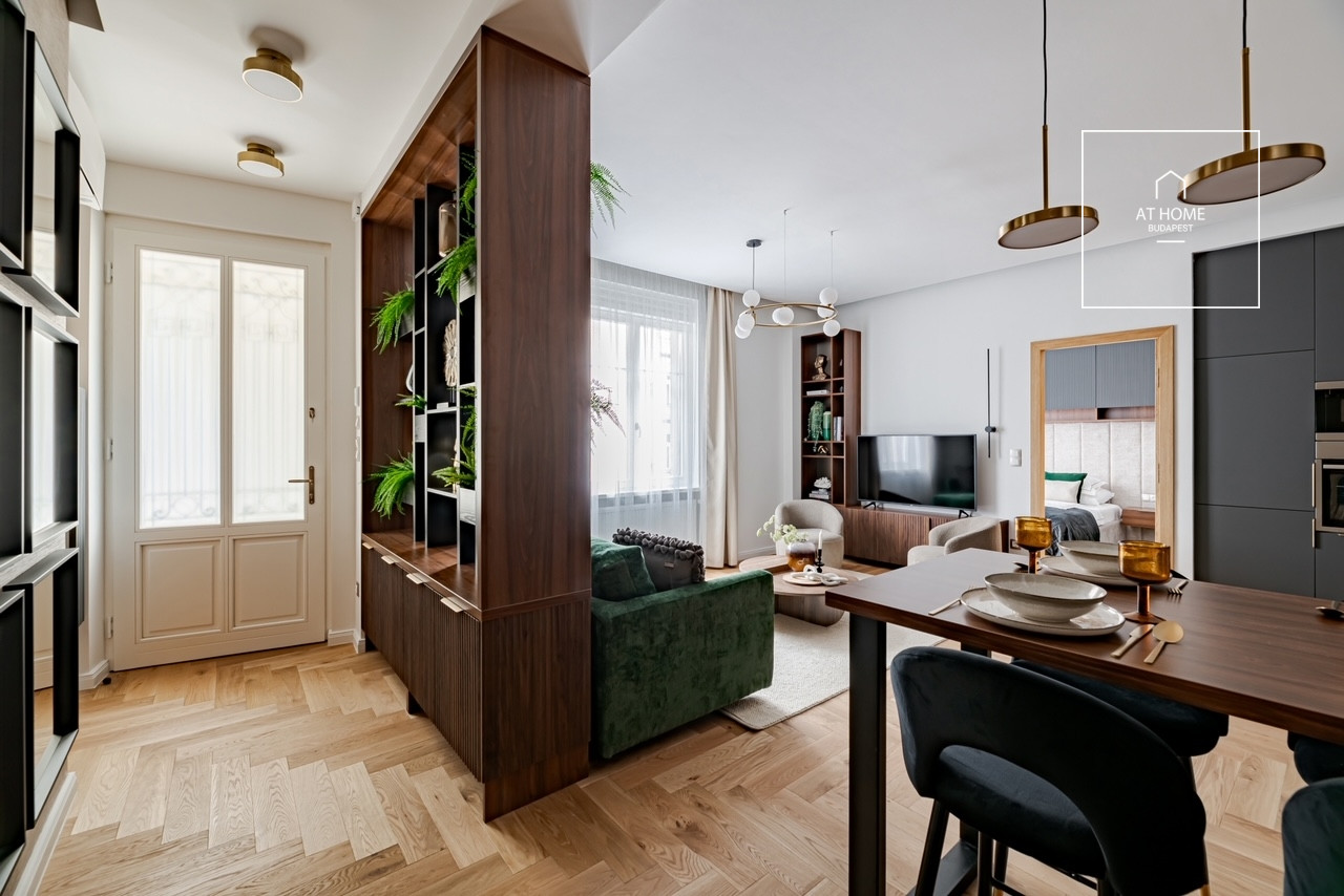 Exclusive apartment for rent in Budapest, 5th district, Downtown.