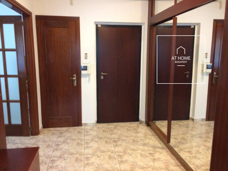 Apartment with garden connection for rent Budapest 2nd district, Kurucles