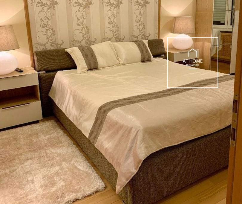 A renovated four-bedroom apartment is available for rent in District XII, Budapest, Németvölgy