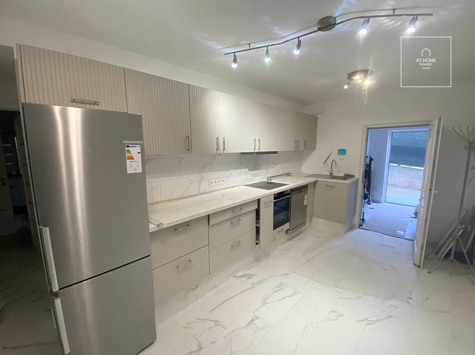 Renovated one-bedroom apartment with garden access in District XII, Orbánhegy