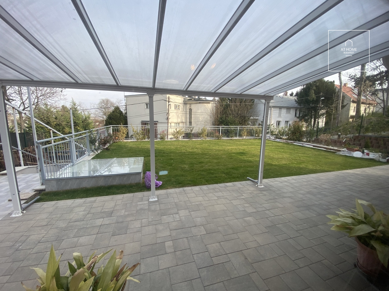 Renovated one-bedroom apartment with garden access in District XII, Orbánhegy