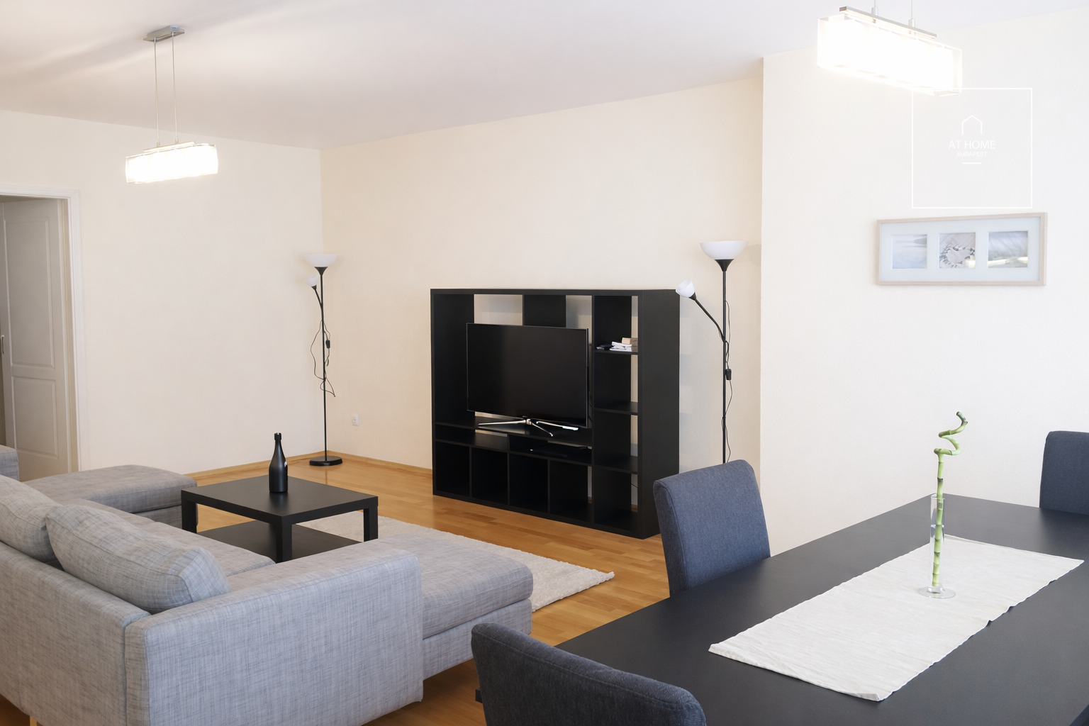 Sunlit  apartment  Budapest I. district, Naphegy