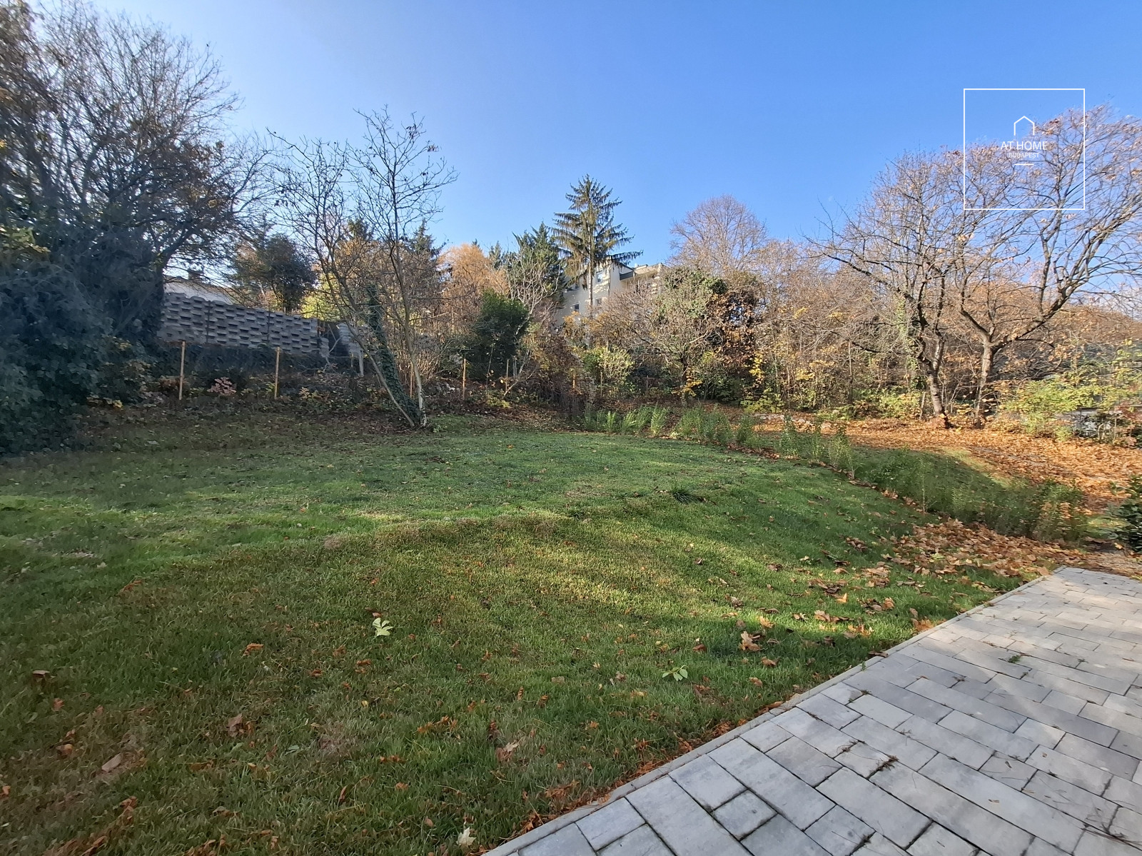 46 sqm one-bedroom apartment with terrace on the first floor in District II, Zöldmál