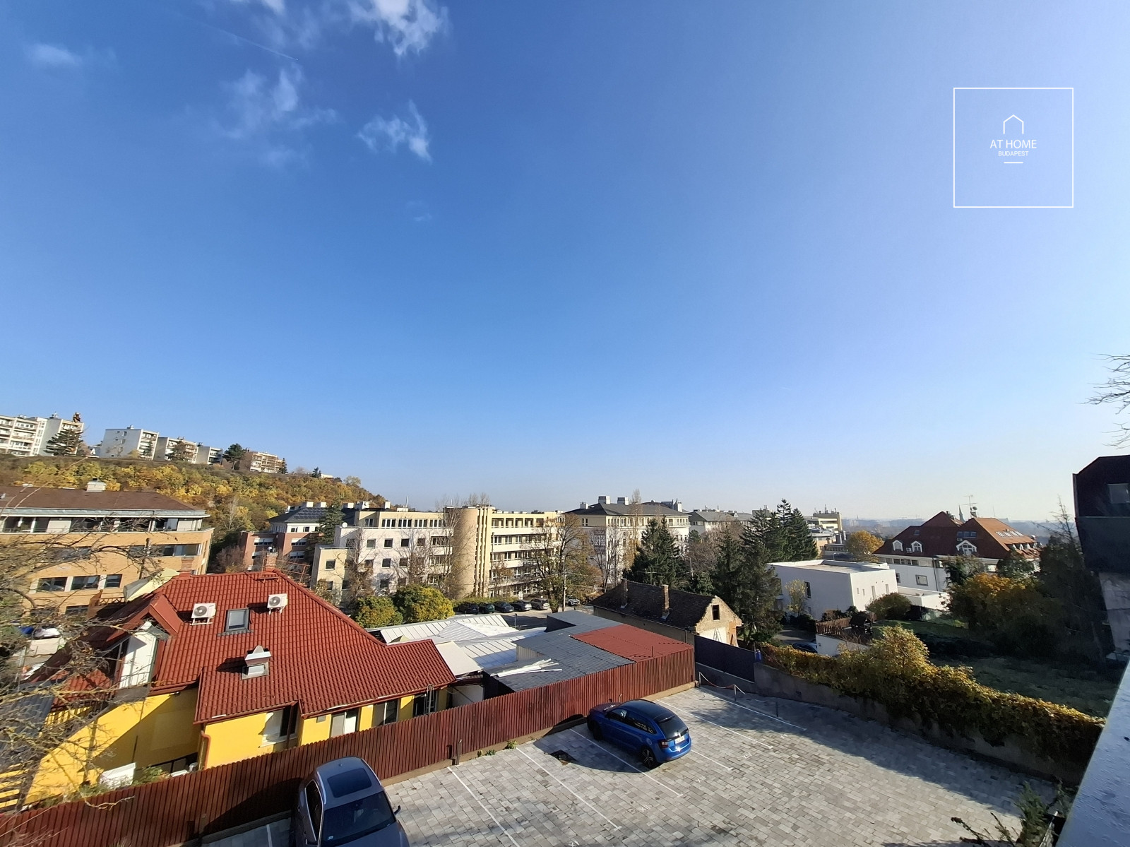 45 sqm second-floor, 1-bedroom apartment with rooftop terrace in District II, Zöldmál, Budapest
