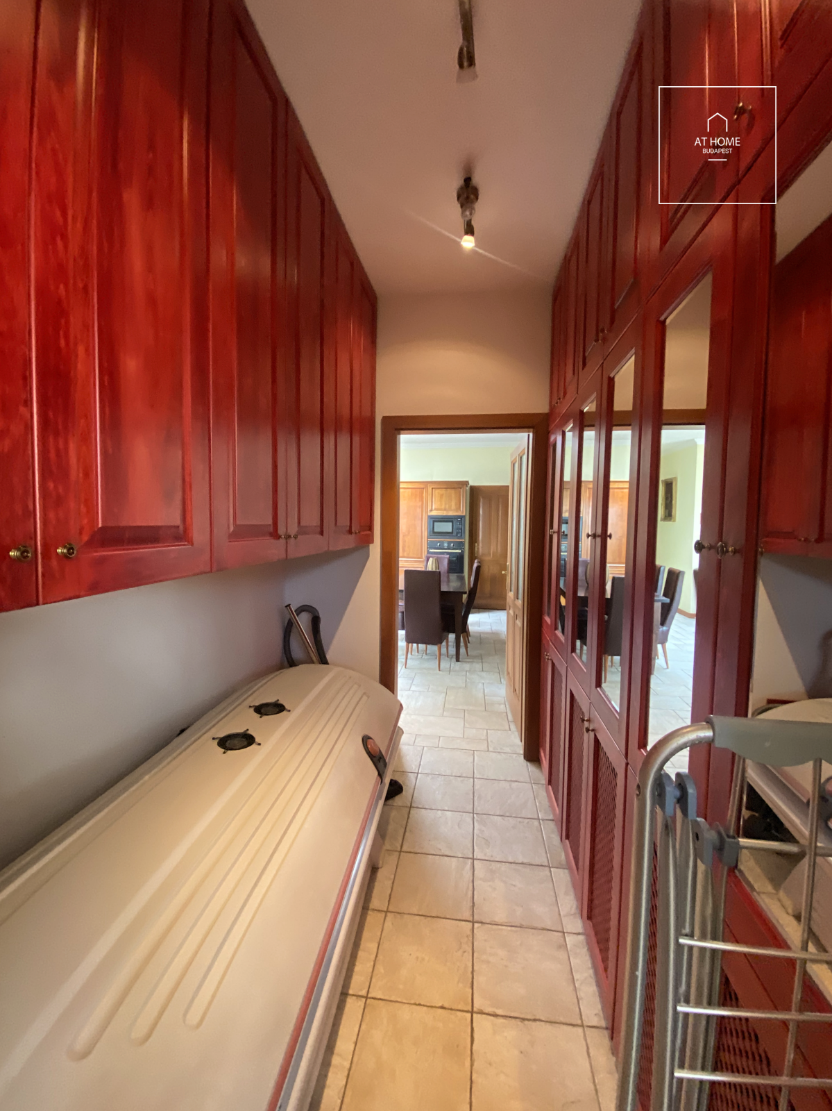 Residential park apartment, 120 sqm with a 28 sqm terrace in Budapest’s 2nd district