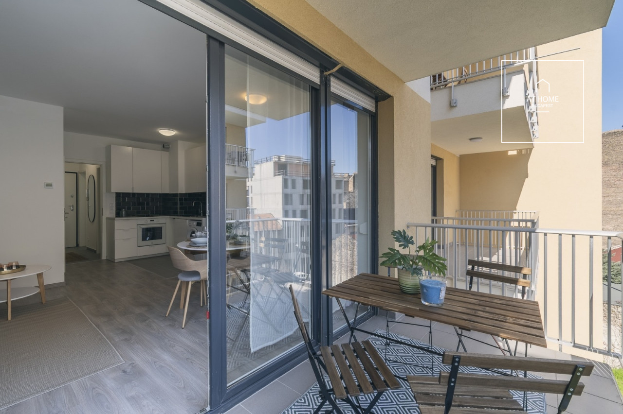 Newly built 44 sqm apartment on the 4th floor in District VIII, Corvin Quarter