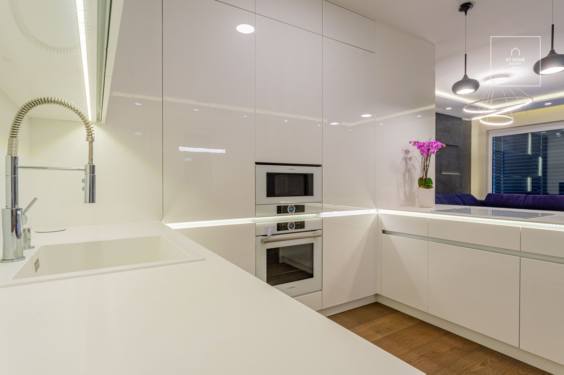 Exclusive semi-detached house Budapest III. district Csillaghegy