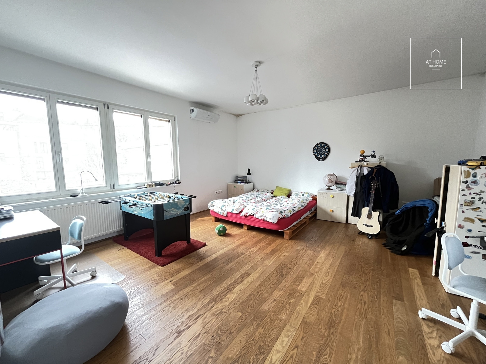 Sunny 150 sqm family house with terrace access and parking space in District II