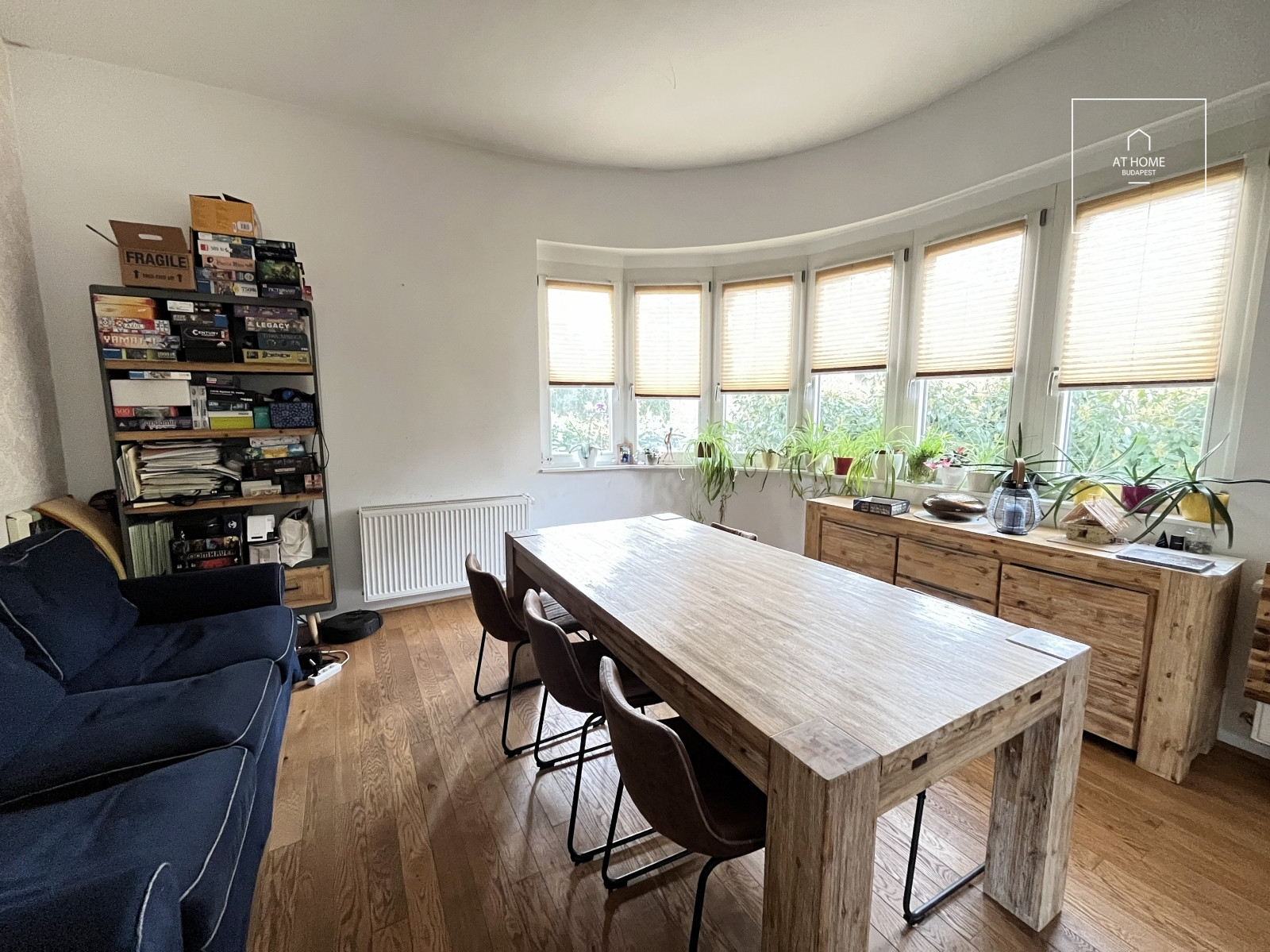 Sunny 150 sqm family house with terrace access and parking space in District II