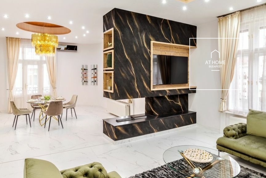 Renovated 2-bedroom panoramic apartment with balcony in District V