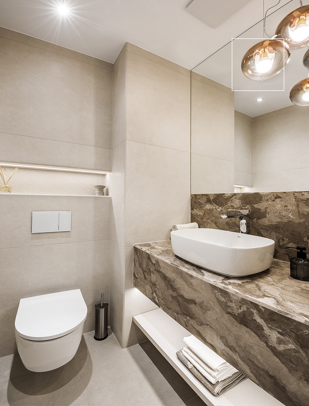 Elegant 90 sqm Apartment with a Terrace for Rent in Törökvész, District II