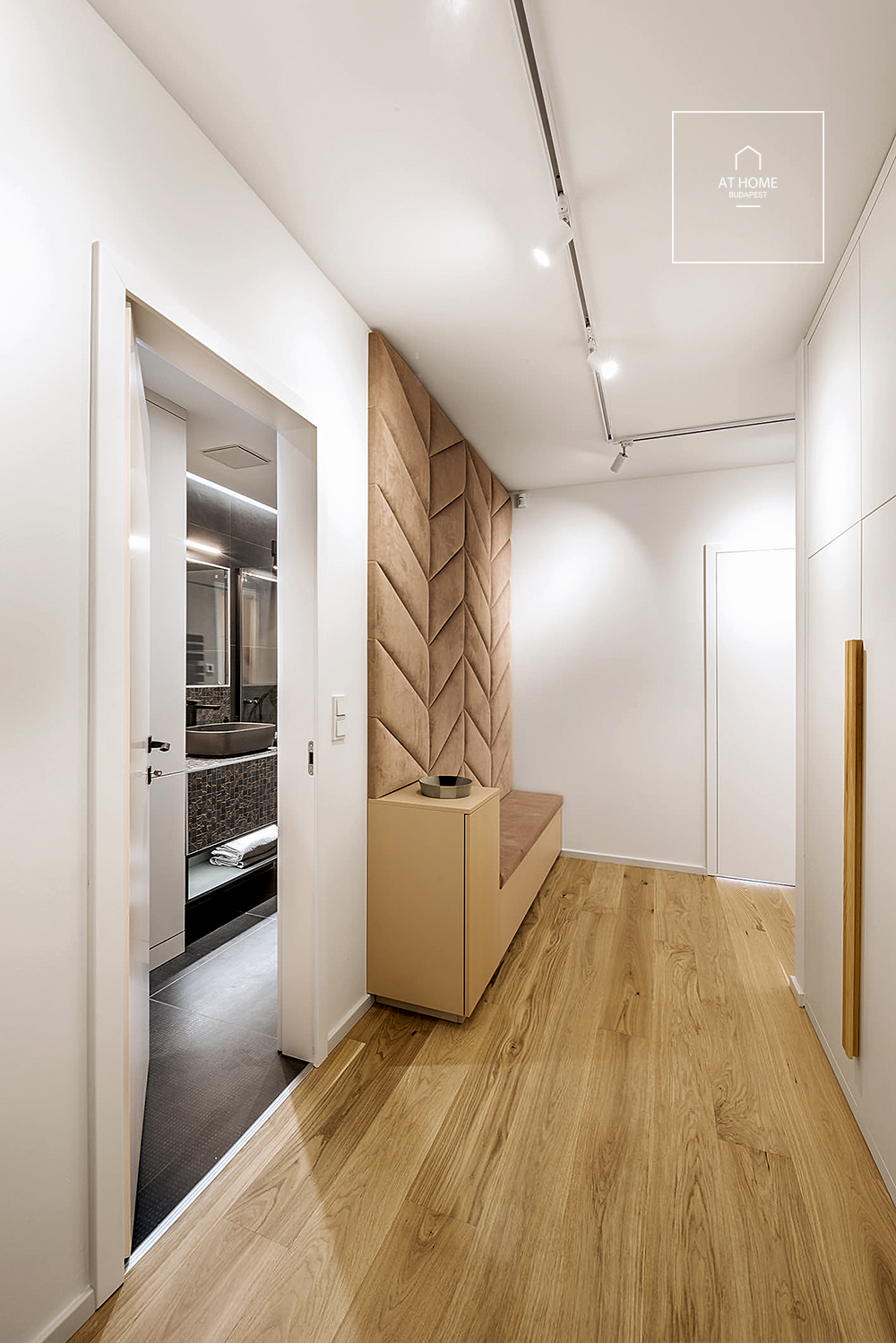 Modern,first floor apartment with a  garden connection in a newly built building is for Rent in Törökvész, District II