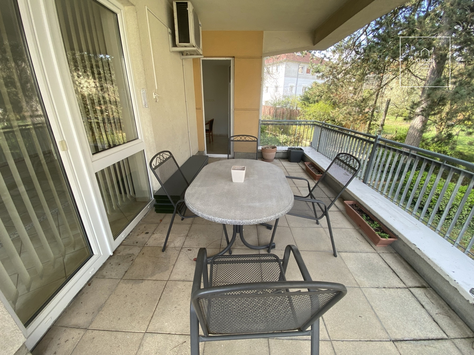 Panorámás 140 nm-es lakás 3 hálószobával a II. kerületben, Szépilonán