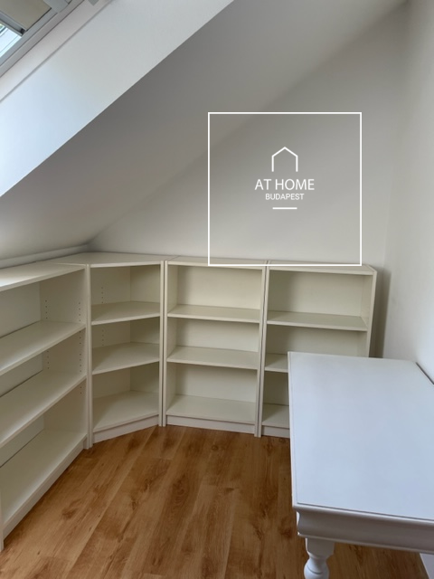 Exclusive semi-detached house for rent  II/A. district, Remetekertváros