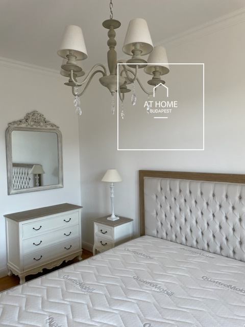 Exclusive semi-detached house for rent  II/A. district, Remetekertváros