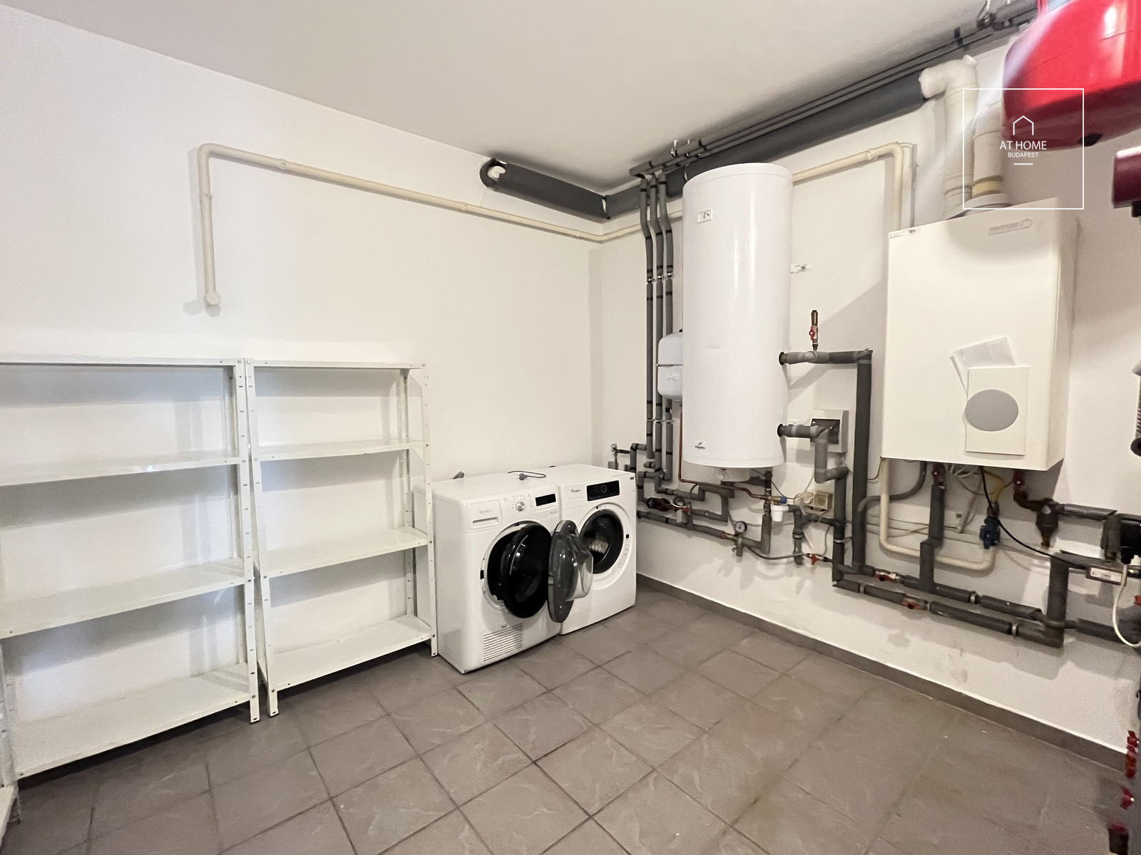 Exclusive semi-detached house for rent  II/A. district, Remetekertváros