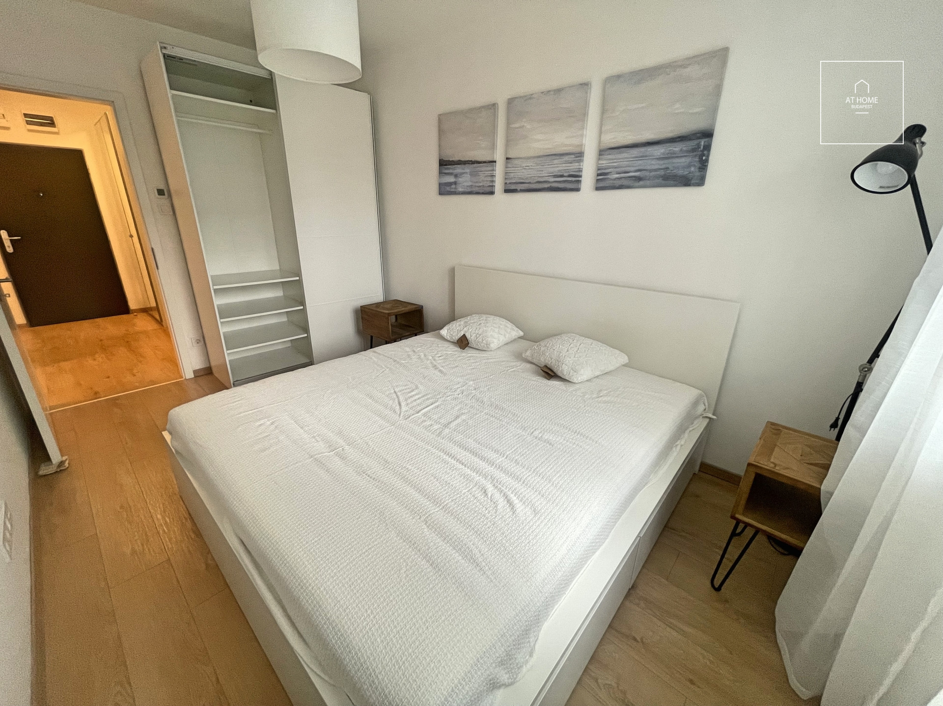 NEW, FULLY FURNISHED APARTMENT WITH BALCONY – DISTRICT 13