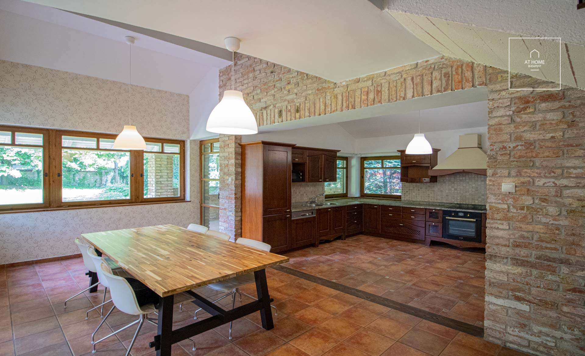 Charming detached house for rent Budapest III. district, Csillaghegy