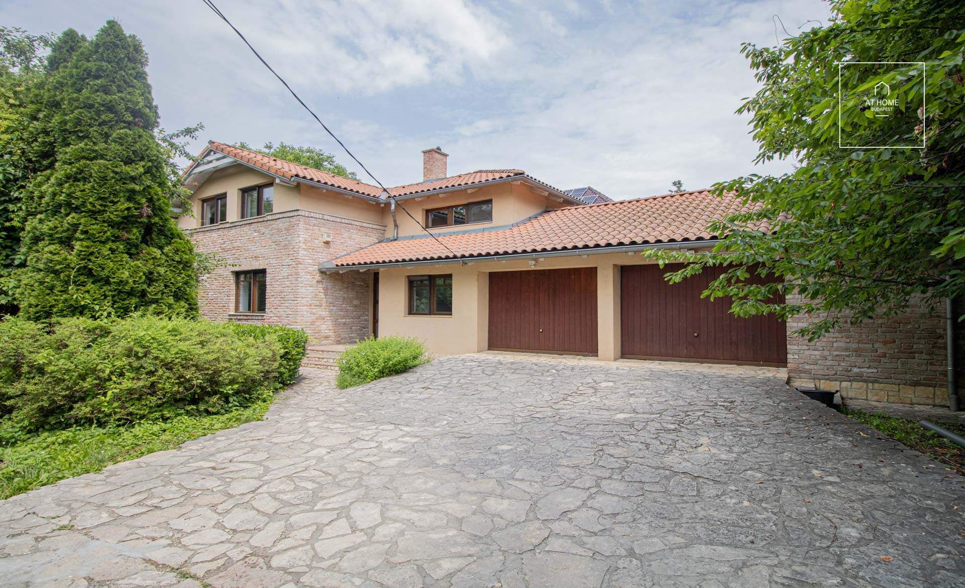 Charming detached house for rent Budapest III. district, Csillaghegy