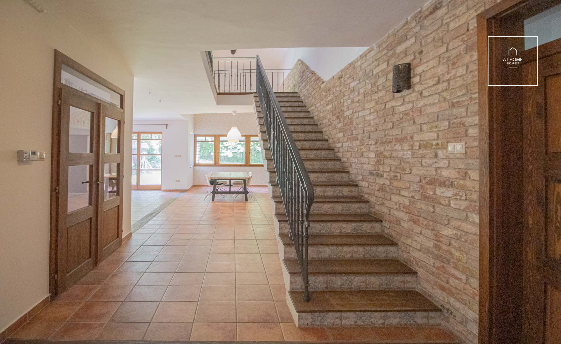 Charming detached house for rent Budapest III. district, Csillaghegy