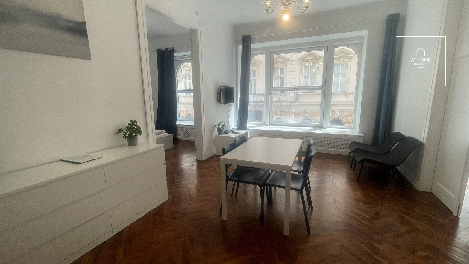 Tasteful Downtown Apartment for Rent in District V