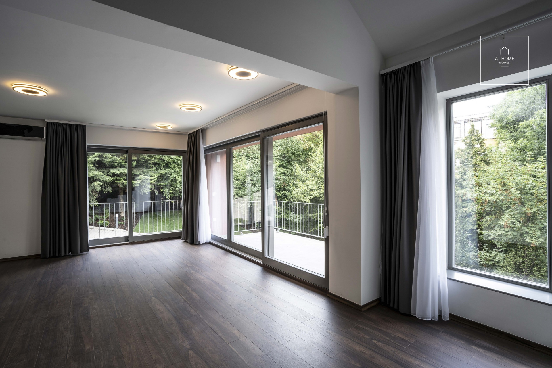 Newly built, three-bedroom apartment available for rent in District XII of Budapest, Svábhegy