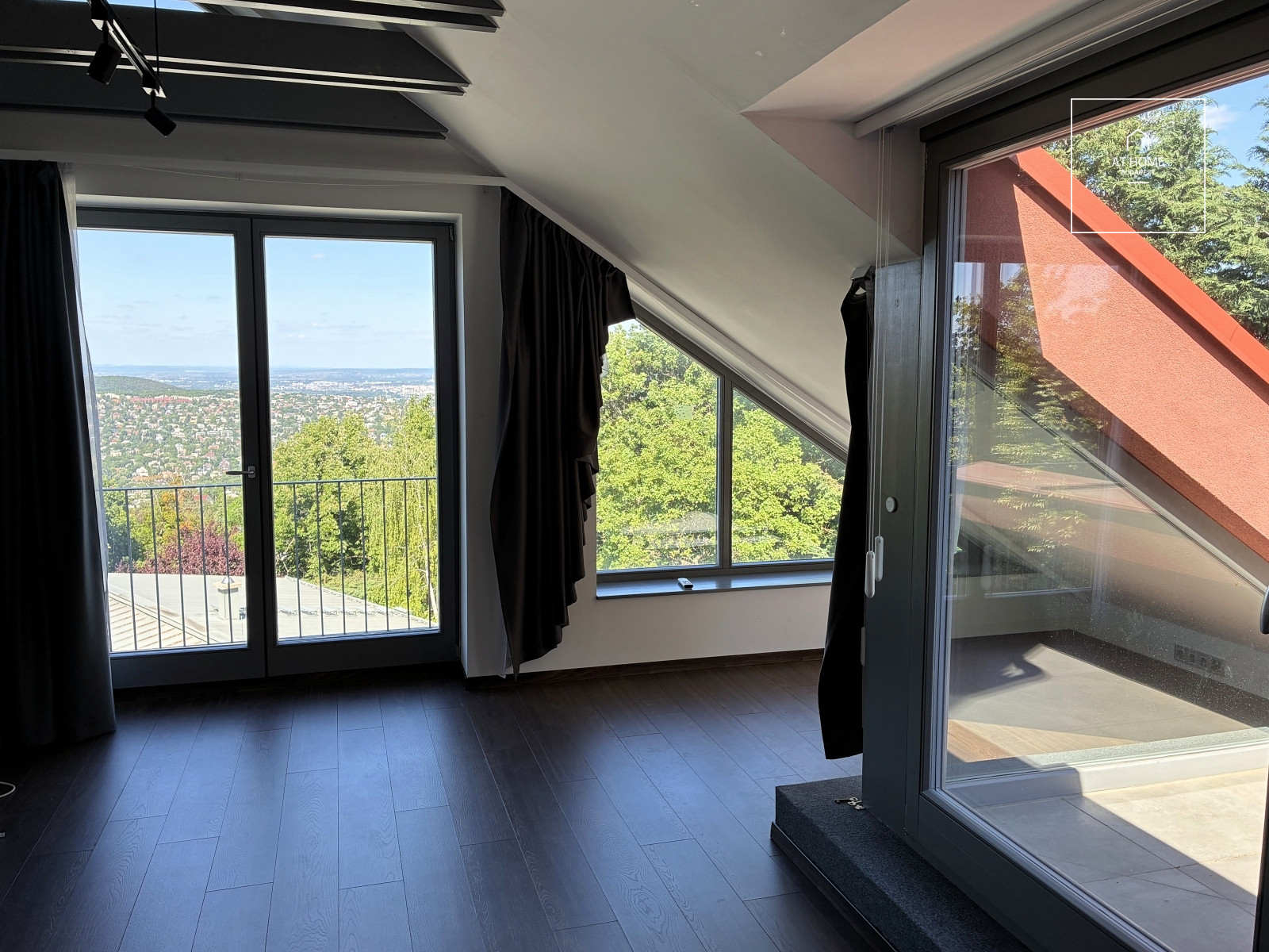 Newly built, three-bedroom apartment available for rent in District XII of Budapest, Svábhegy