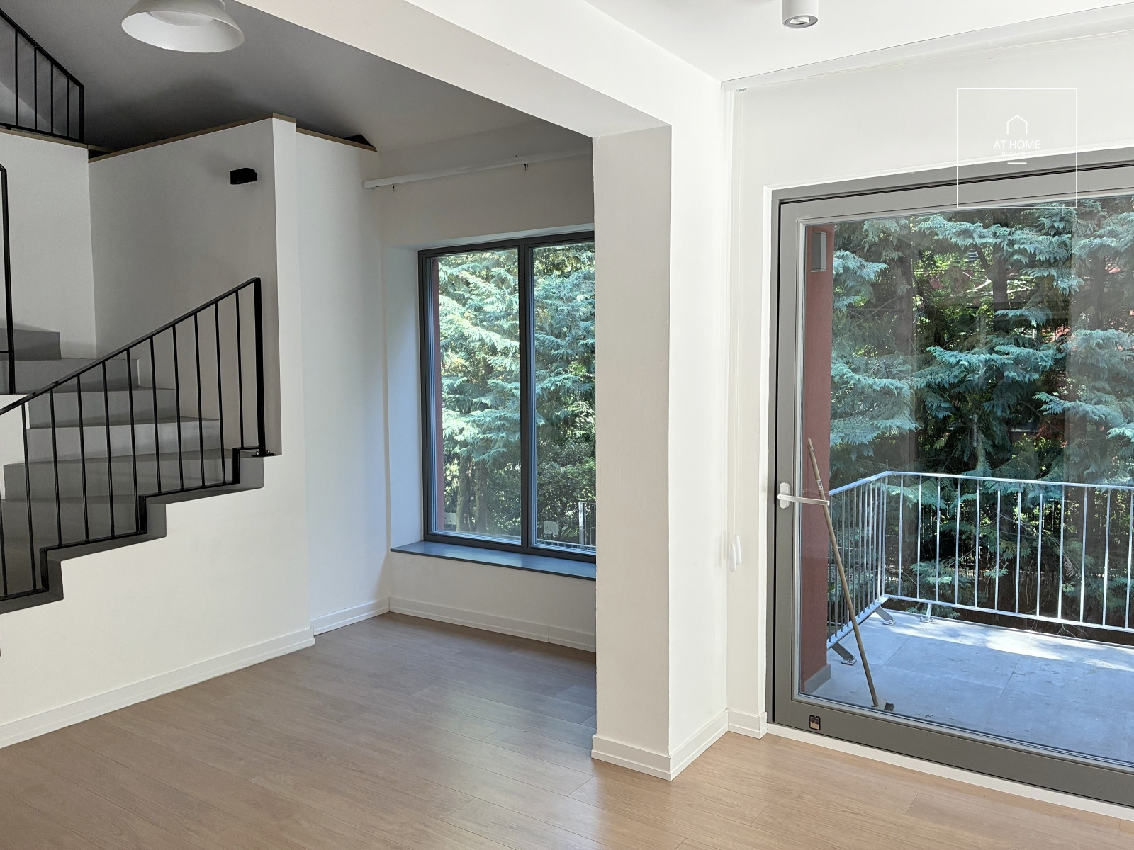 Newly built, three-bedroom apartment available for rent in District XII of Budapest, Svábhegy