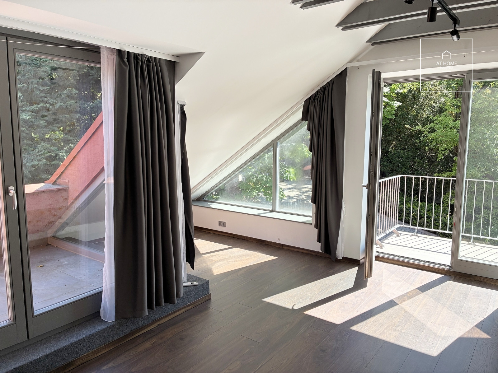 Newly built, three-bedroom apartment available for rent in District XII of Budapest, Svábhegy