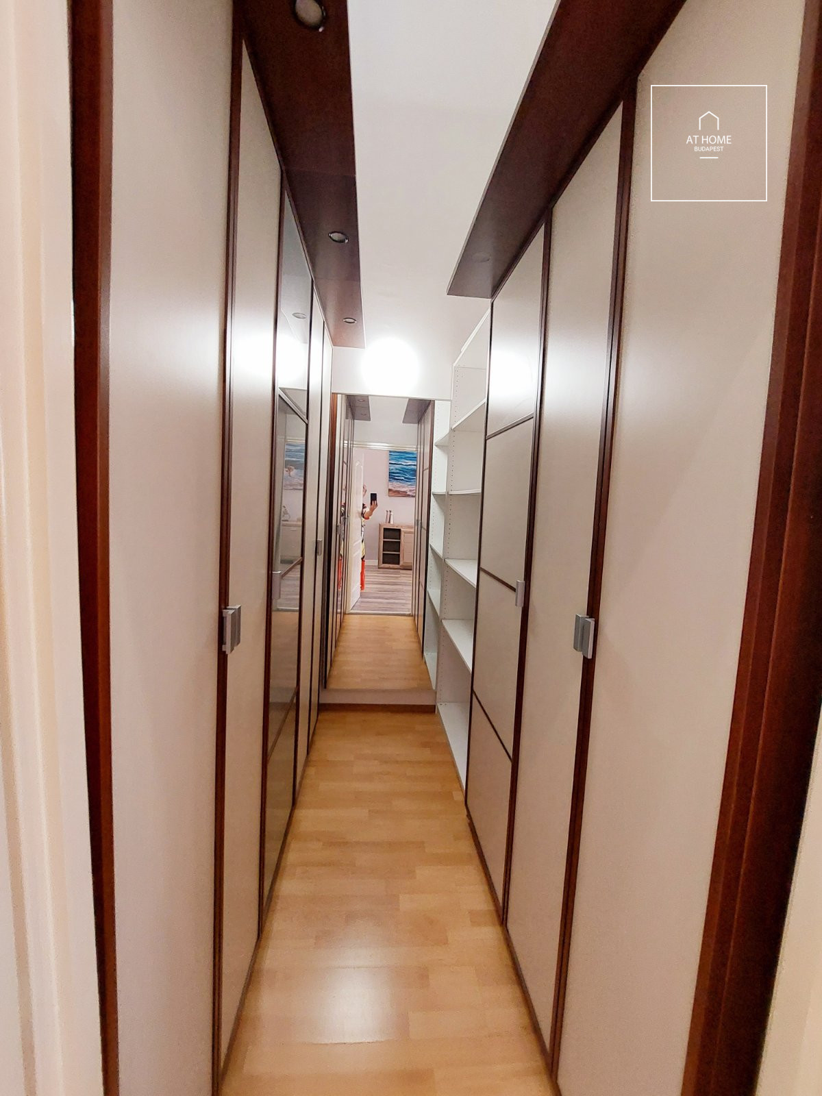Refurbished 2-bedroom apartment in Budapest\'s 13th district, Újlipótváros
