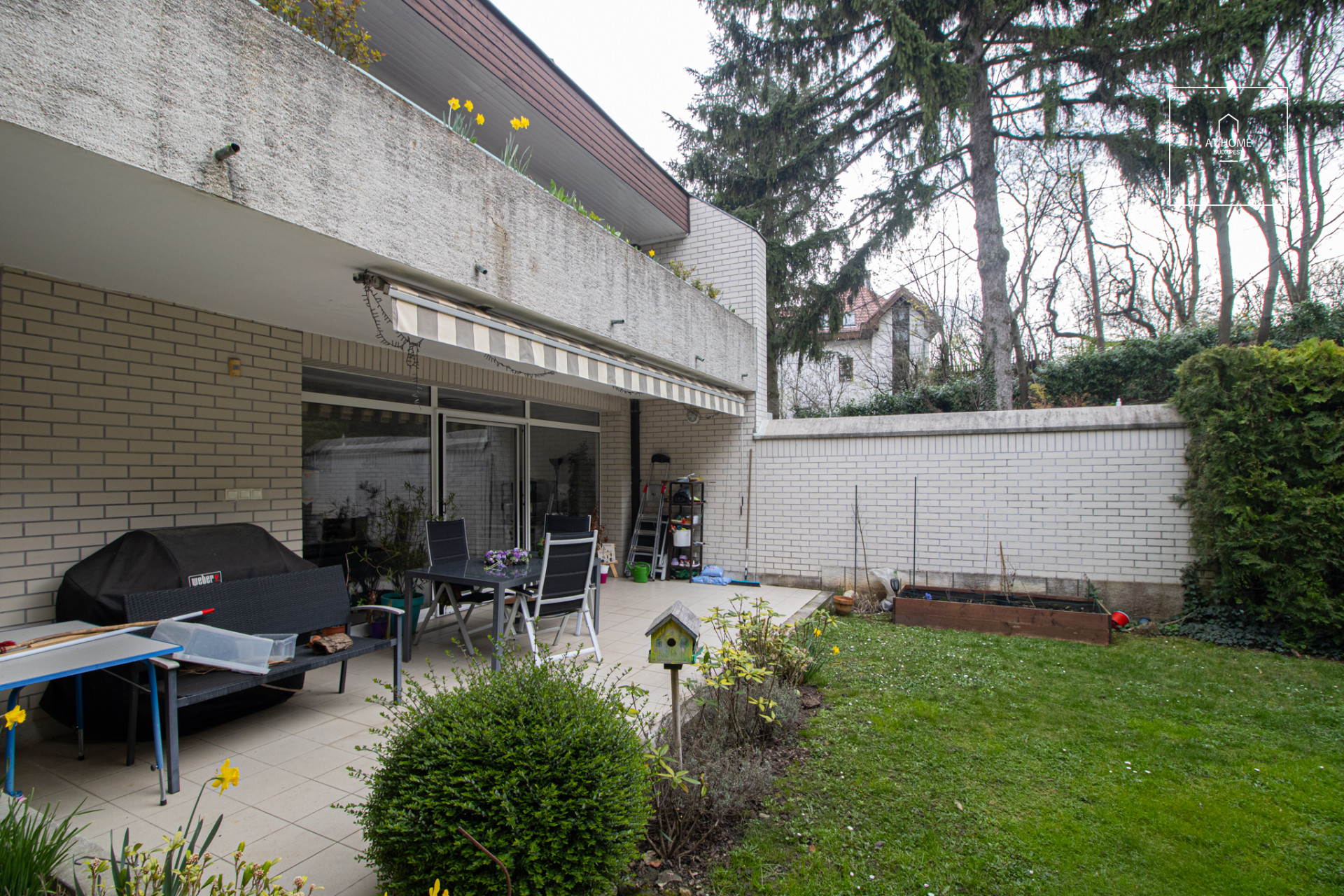 Stunning row house for rent Budapest XII. district, Kútvölgy