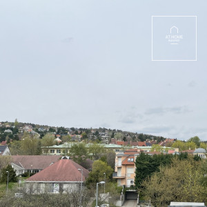 Panoramic, Renovated Apartment for Sale in Zöldmál – Spacious Layout, Excellent Location