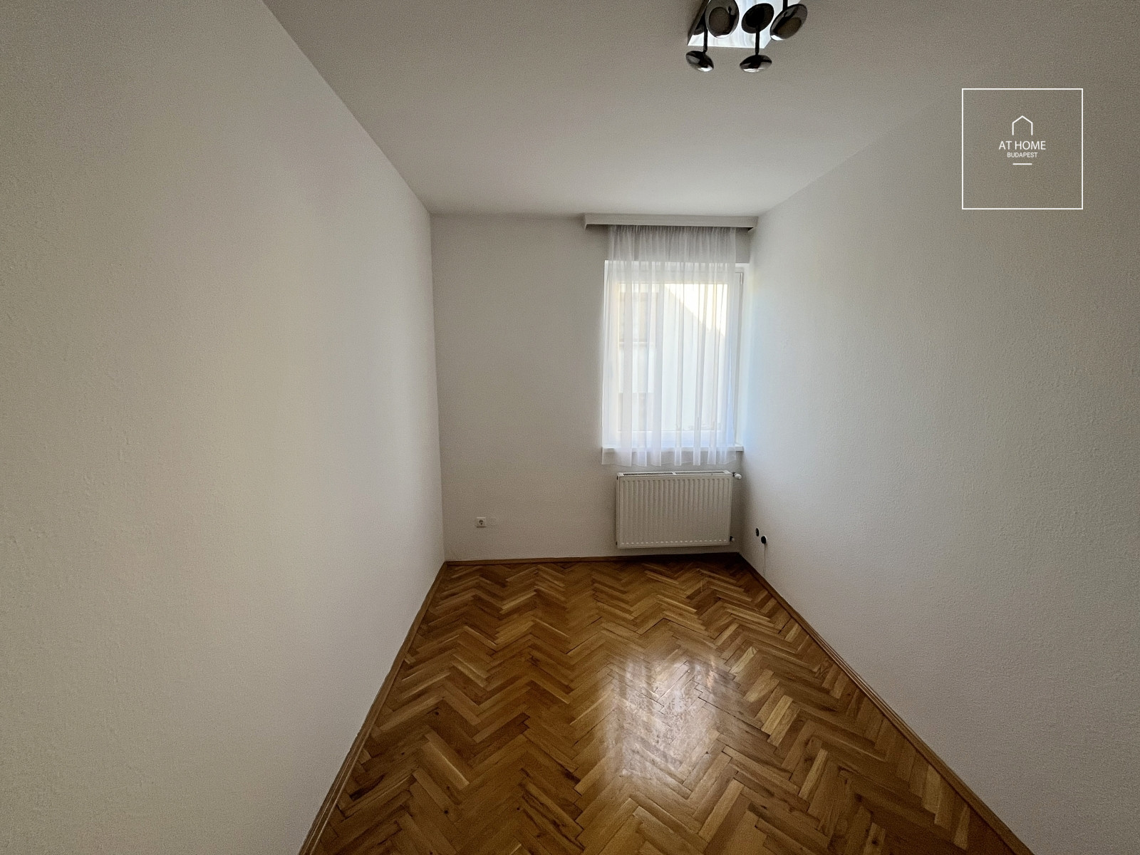 Renovated 3-bedroom apartment with panormic view in Budapest’s 12th district, Farkasvölgy