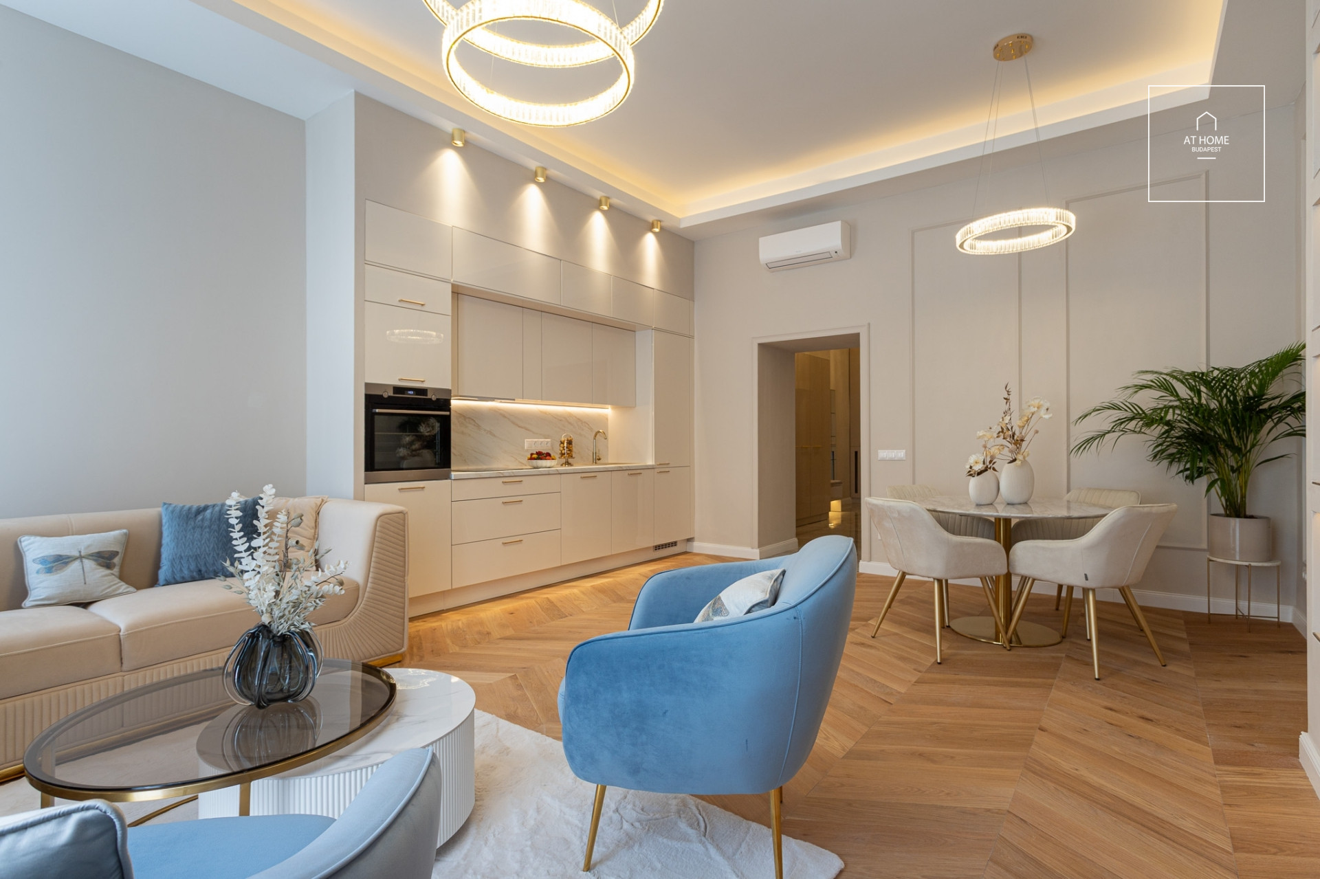 Elegant  1-Bedroom Residence for Rent in the Heart of District V