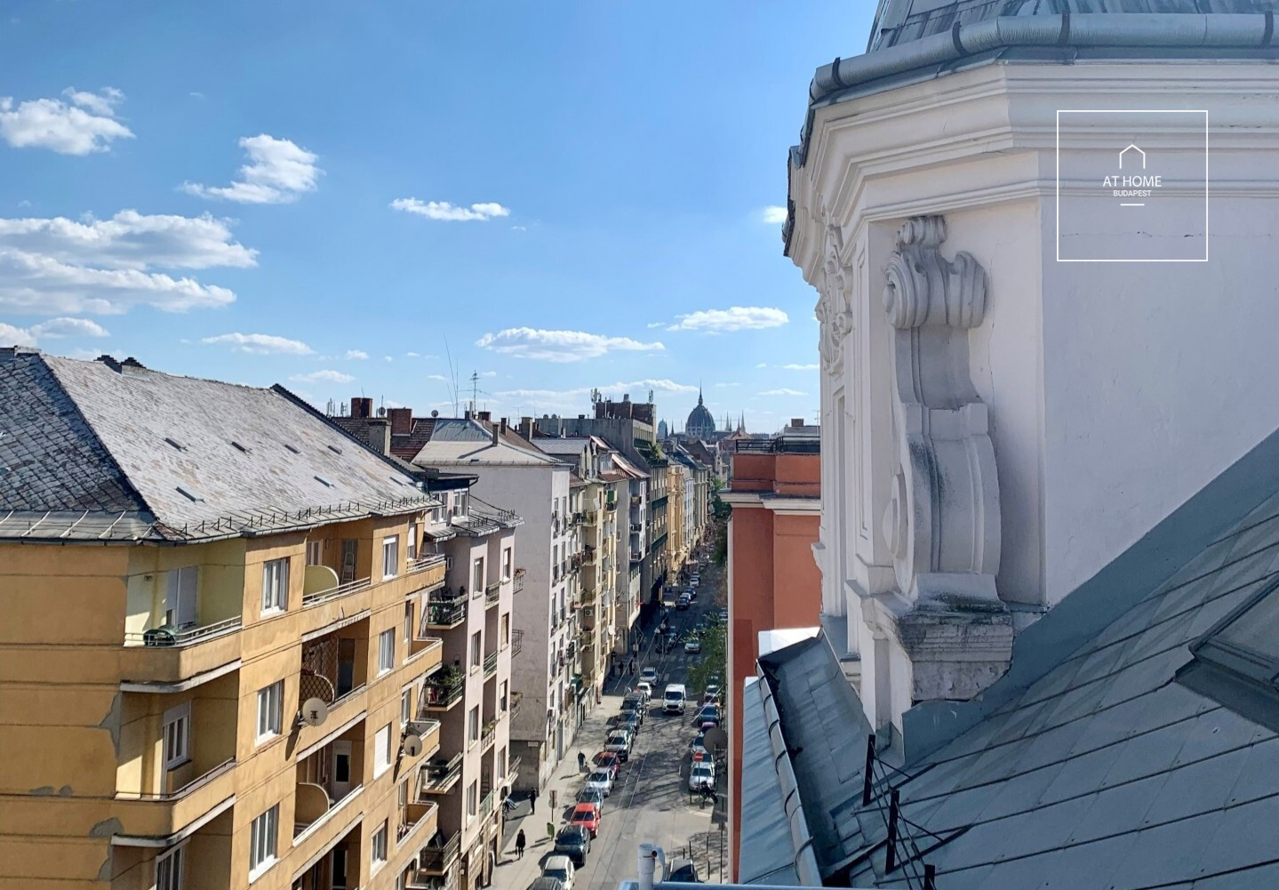 Refurbished apartment with terrace for rent in the 13th district of Budapest