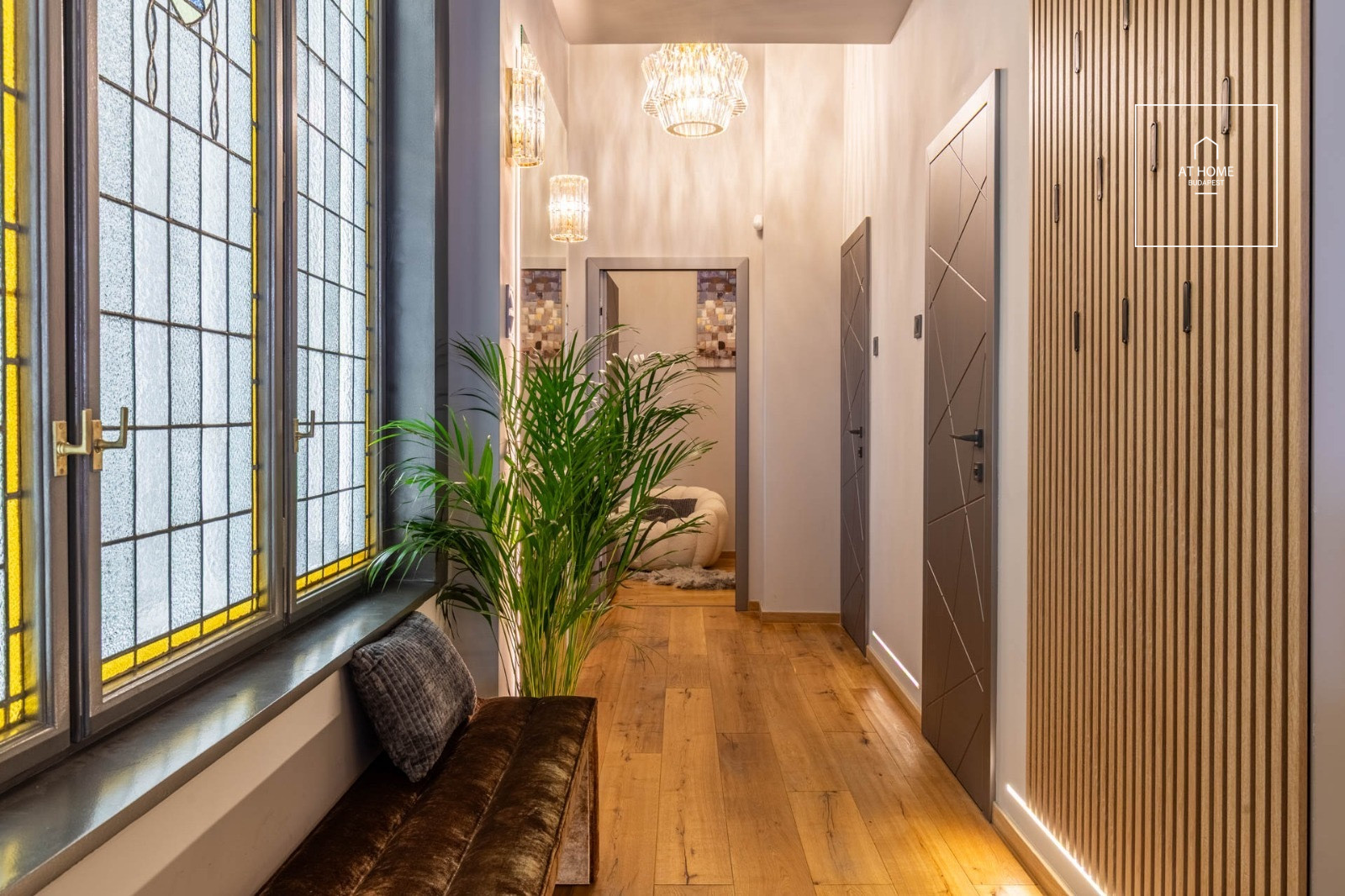 80 sqm luxury apartment in the city center, near Szabadság Square