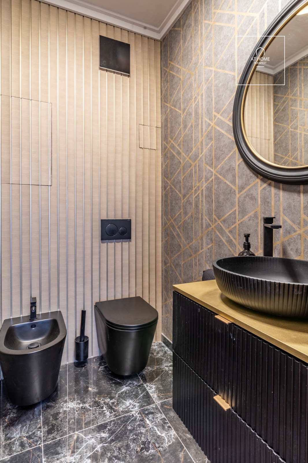 80 sqm luxury apartment in the city center, near Szabadság Square