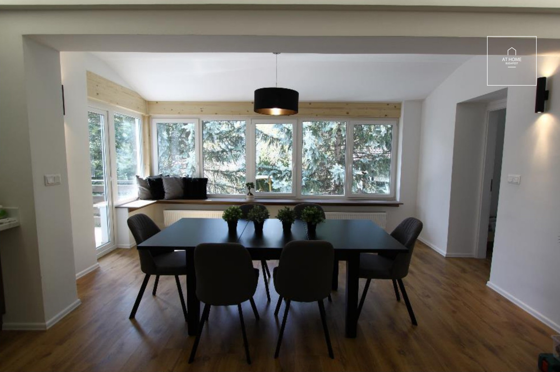 Refurbished apartment with huge terrace  for rent Budapest II. district, Zöldmál