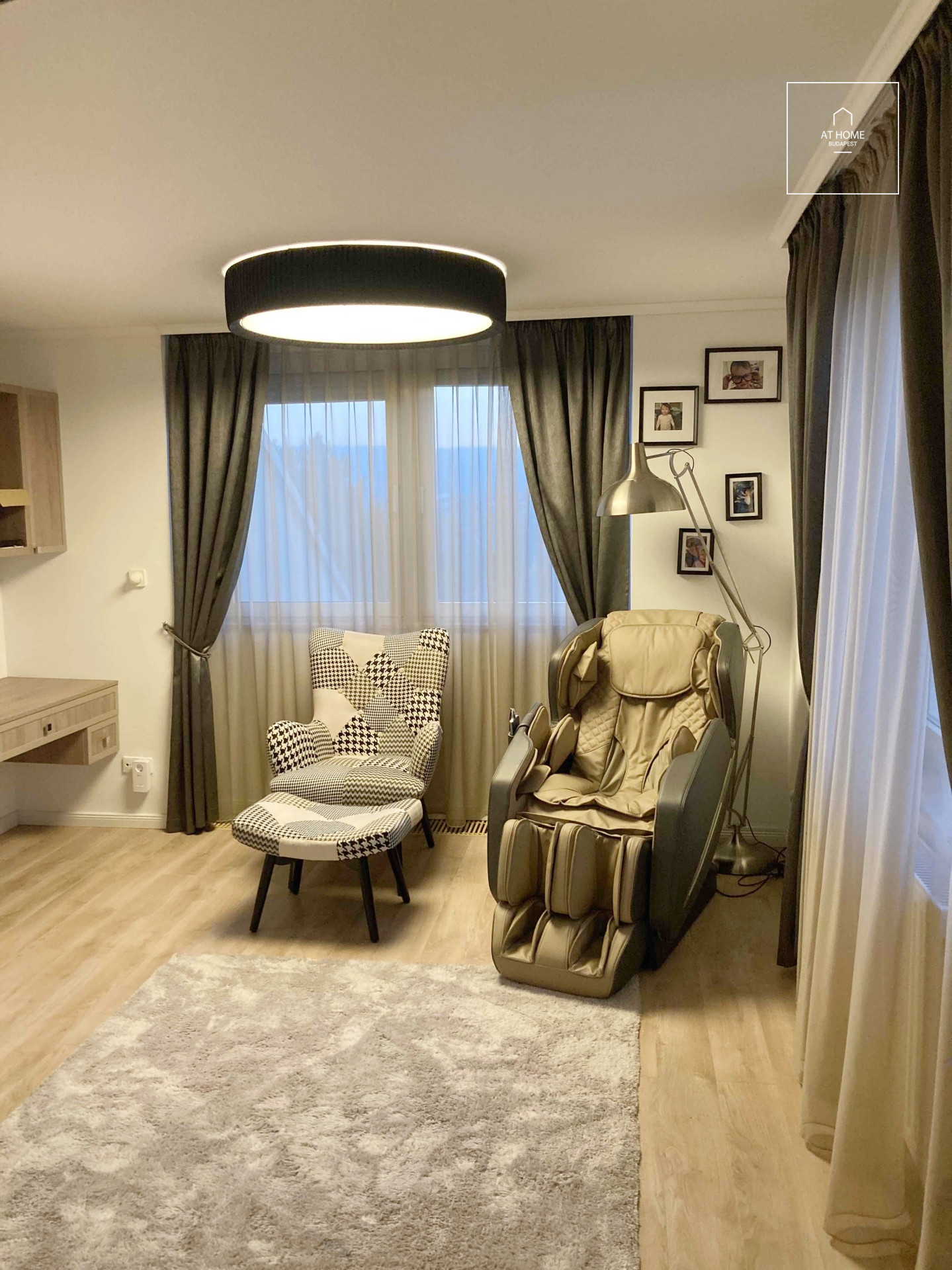 Beautifully renovated 3-bedroom penthouse apartment for rent Budapest II. district, Szemlőhegy