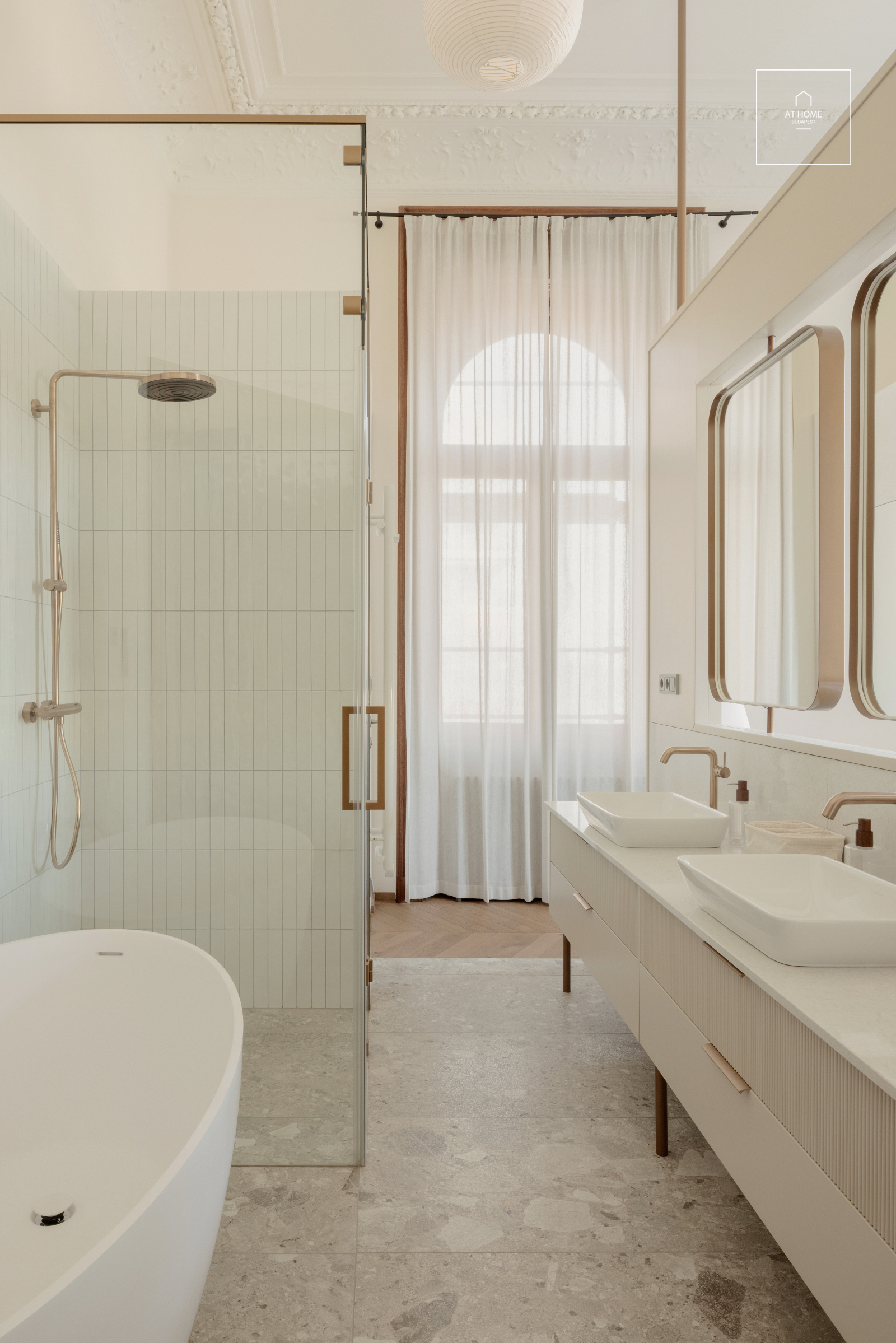 Felújított, dunai panorámás 3 hálószobás lakás, 1. kerület, Tabán